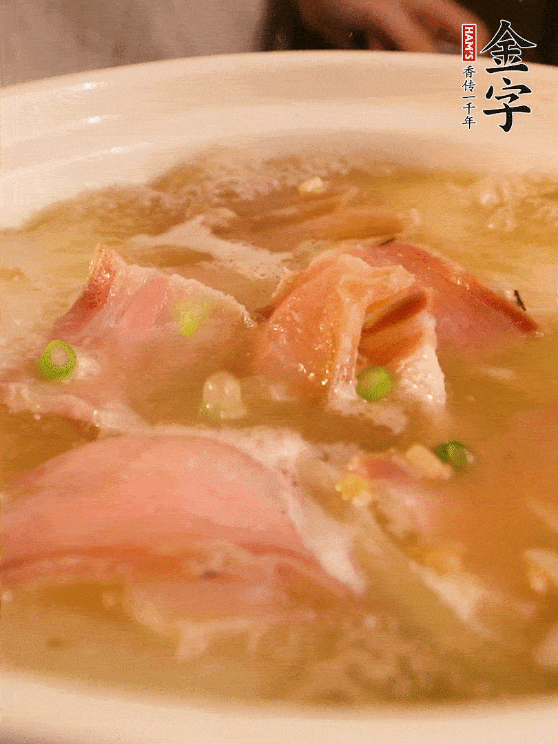 最后撒點(diǎn)蔥花。